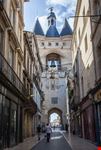 bordeaux porte cailhau