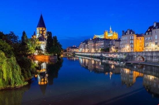  Metz Shutterstock 