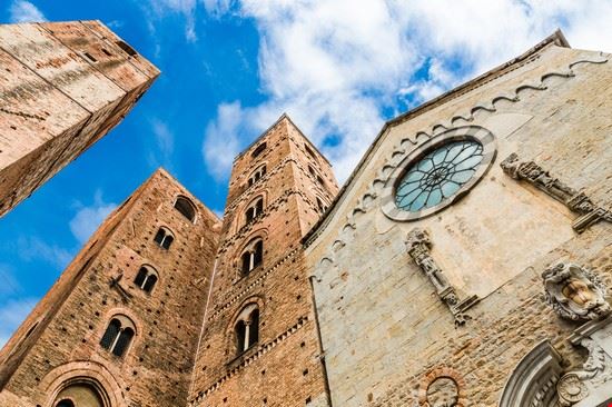  Albenga ZM_Photo - Shutterstock ZM_Photo