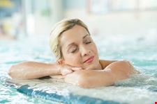 donna alle terme