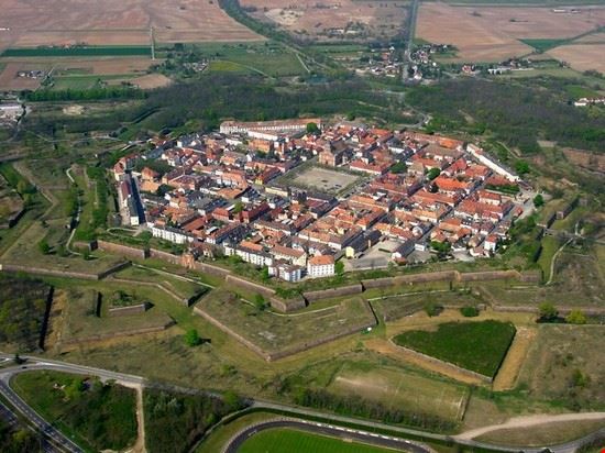 Neuf-Brisach - Norbert Blau - Norbert Blau - CC BY-SA 3.0