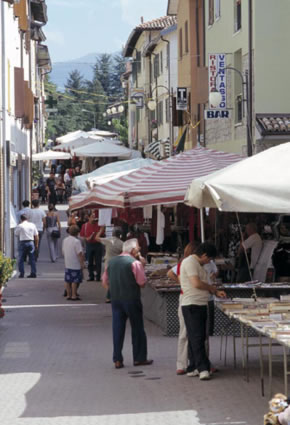 Mercato di Cervarezza