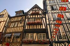 rouen rue du gros horloge