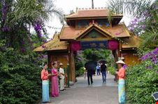kunming yunnan ethnic village