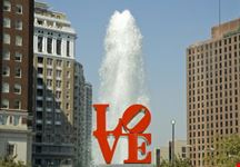 philadelphia love statue