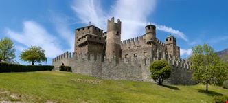 aosta fenis castle
