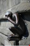 mons sculpture of monkey
