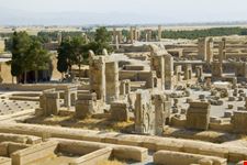 shiraz ruins of persepolis