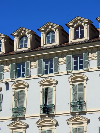 Particolare di un palazzo in Piazza Castello