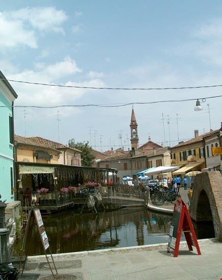 Le Valli di Comacchio e l'anguilla Locali sul canale Chiara Dall'Ara Chiara Dall'Ara