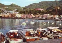 casamicciola terme imbarcazioni alla fonda