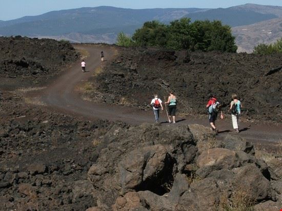 Etna in Mountain Bike e Trekking Tracciato Trekking Etna. Colata Lavica Beppe Petrullo Beppe Petrullo