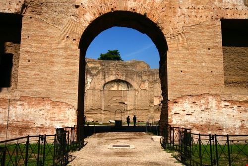 Terme di Caracalla  Fonte: David Peta - Shutterstock David Peta - Shutterstock David Peta - Shutterstock