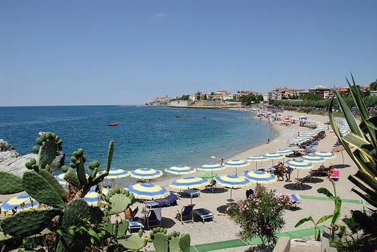 la spiaggia  la spiaggia del riviera blu a due passi da casa  roberto - zaneli roberto