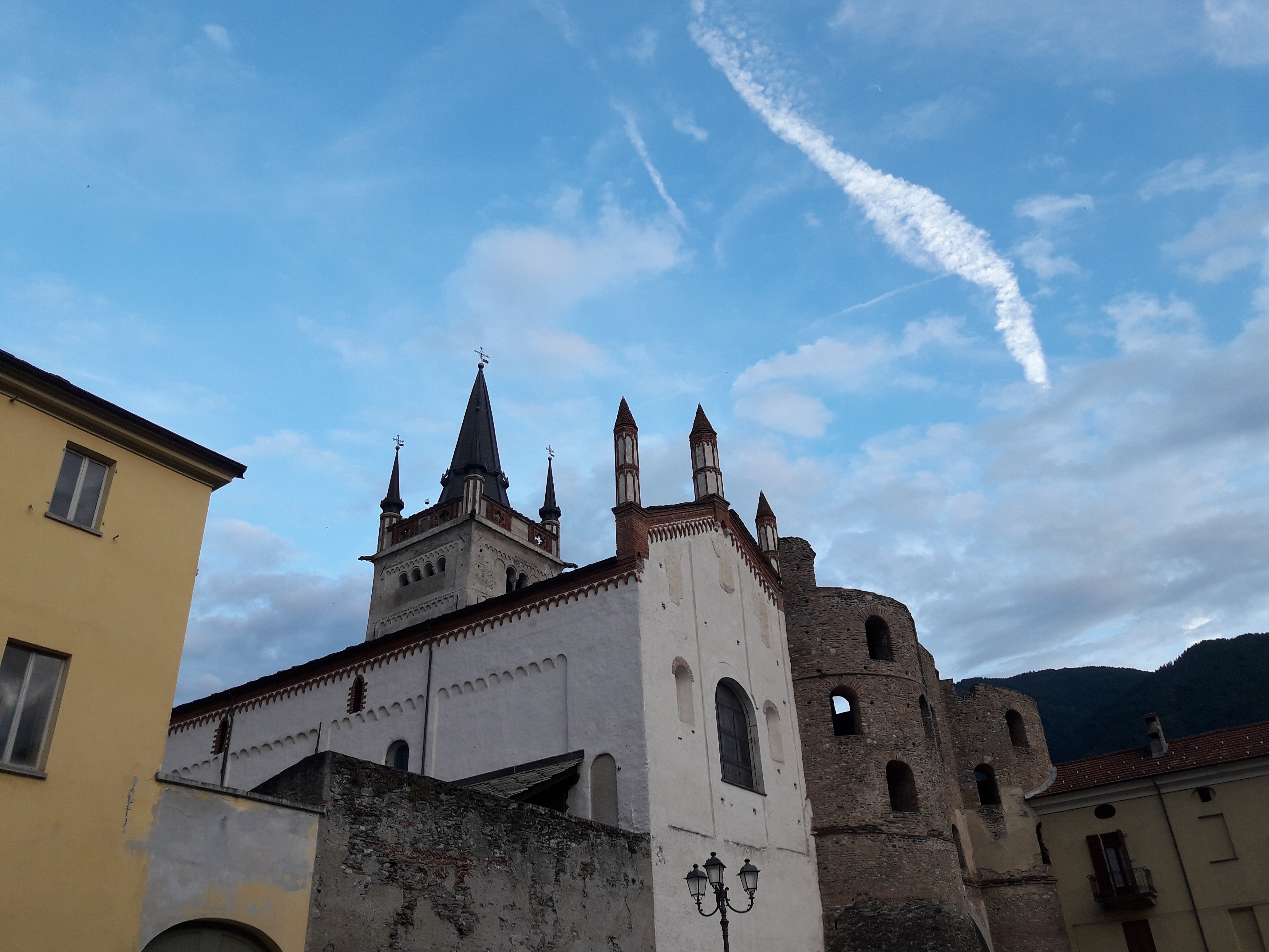 Cattedrale di San Giusto e Porta Savoia 