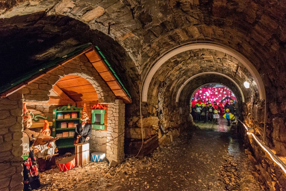 Grotta di Babbo Natale sul Lago Maggiore