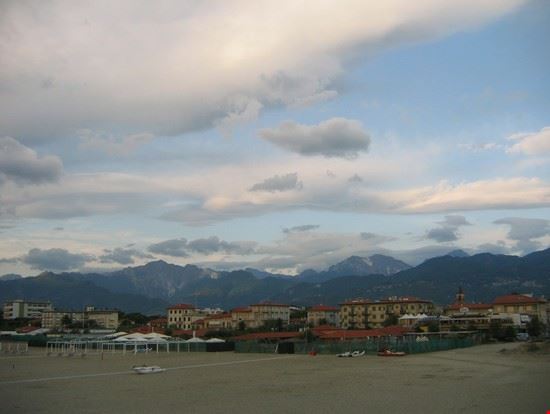  la costa con le montagne alessandro bianchi alessandro bianchi