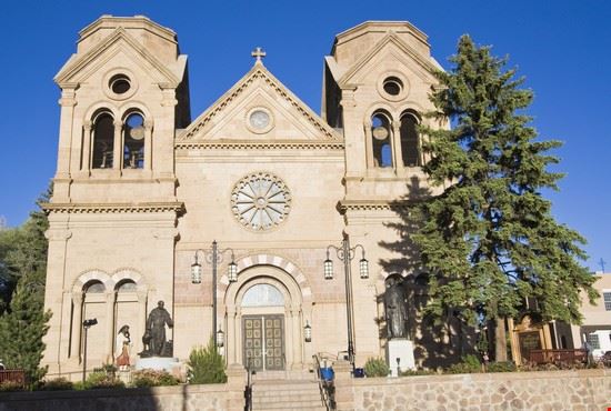 The Basilica of San Francesco d'Assisi Assisi Henryk Sadura - ©Shutterstock Henryk Sadura - ©Shutterstock