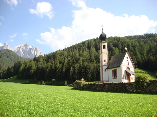 val di funes chiesa san giovanni nepomunceno  