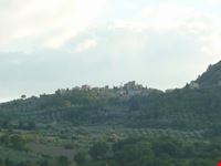 il paese