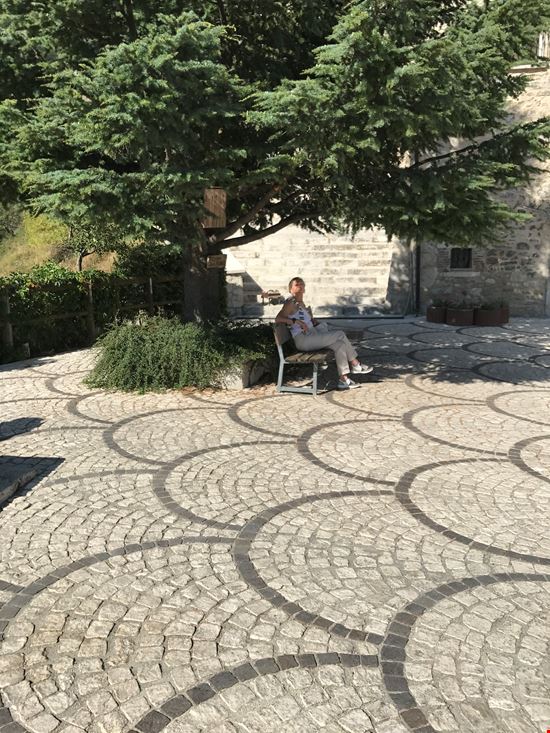 Roccacaramanico  Piazza  