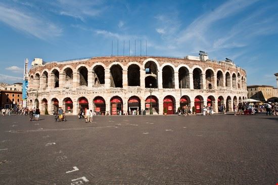 Verona Jörg Hackemann - ©Shutterstock  Jörg Hackemann - ©Shutterstock 