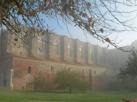 l'abbazia di San Galgano Chiusdino sabrina martinozzi sabrina martinozzi