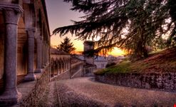 salita castello di Udine al tramonto
