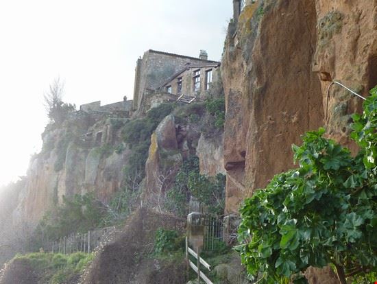Civita di Bagnoregio Bagnoregio LAVINIA BERTI LAVINIA BERTI