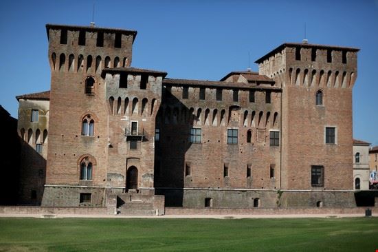 Castello di San Giorgio - Fonte: Adriano Castelli - ©Shutterstock  - Adriano Castelli - ©Shutterstock  - Adriano Castelli - ©Shutterstock 