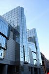 Veduta laterale del Parlamento Europeo