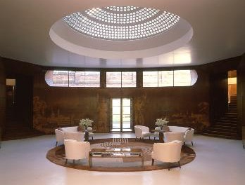 Entrance hall Eltham Palace