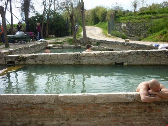 Terme di San Casciano San Casciano dei Bagni LAVINIA BERTI LAVINIA BERTI