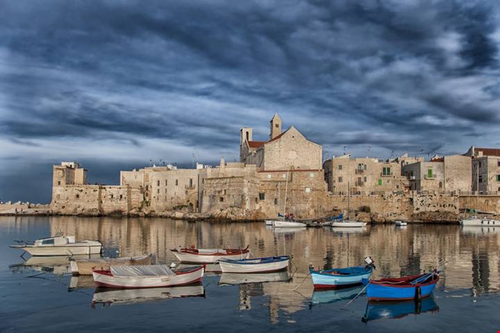 Viaggio tra i borghi della costa pugliese | PaesiOnLine