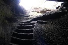 Grotta di scorrimento lavico