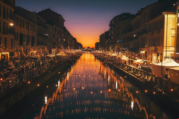 cristina-gottardi--YzMZYqwoH4-unsplash