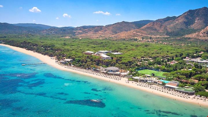 Beach_Forte village_Tyson 2019