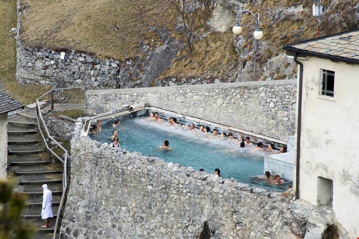 5 esperienze da fare sulla neve oltre agli sci | PaesiOnLine