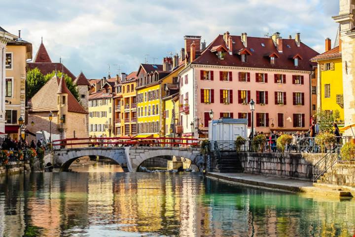 5 villaggi incantevoli per un weekend nelle Alpi Francesi | PaesiOnLine