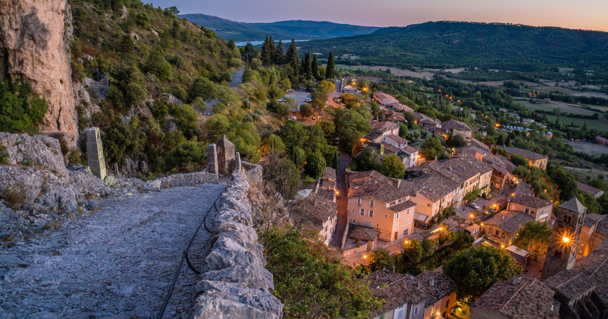 5 villaggi incantevoli per un weekend nelle Alpi Francesi | PaesiOnLine
