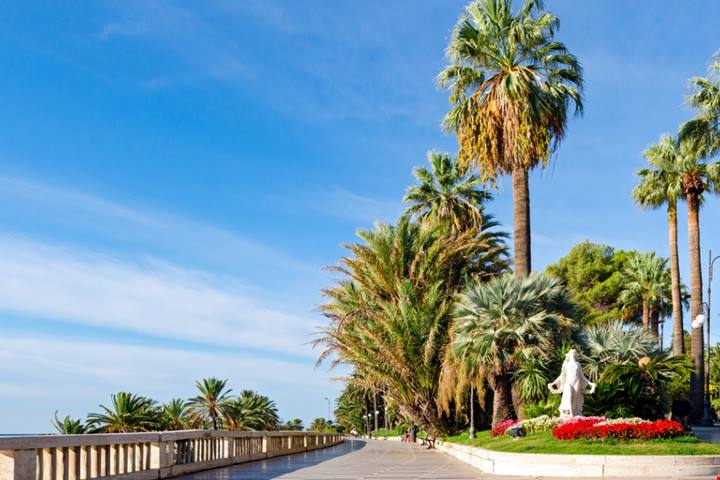 Arriva il festival! Scopri i luoghi vip della Sanremo degli artisti | PaesiOnLine