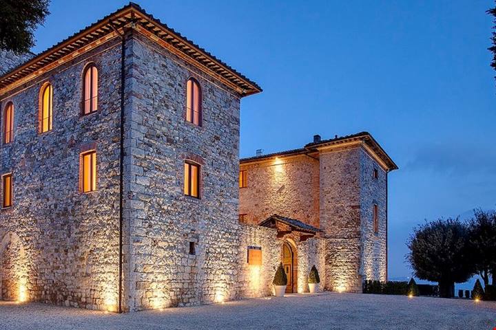 La Toscana regina del wedding tourism: 3 luoghi dove pronunciare il fatidico sì | PaesiOnLine