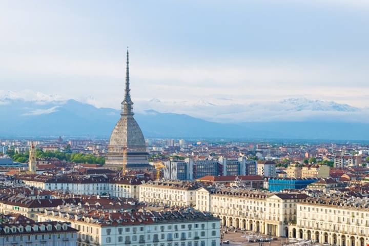 Il Muro dei Desideri di Torino: dove la città ascolta i tuoi sogni | PaesiOnLine