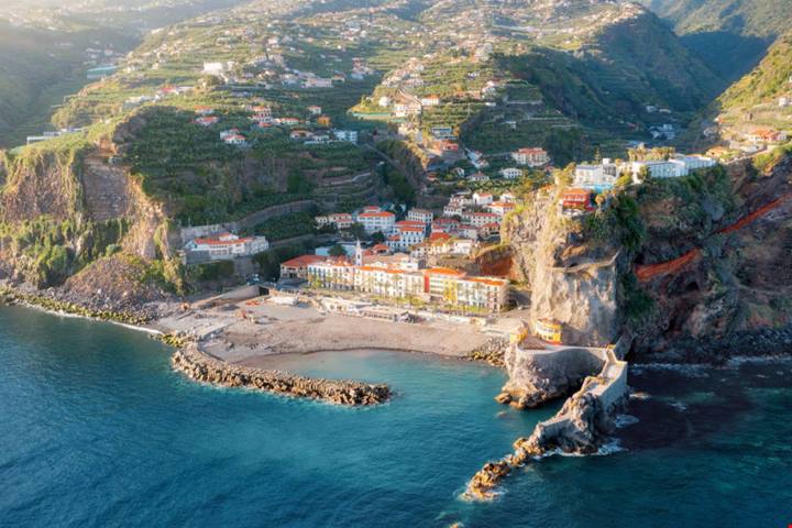 Ritardi per il passaporto? Ecco 5 incredibili luoghi esotici dove non serve | PaesiOnLine
