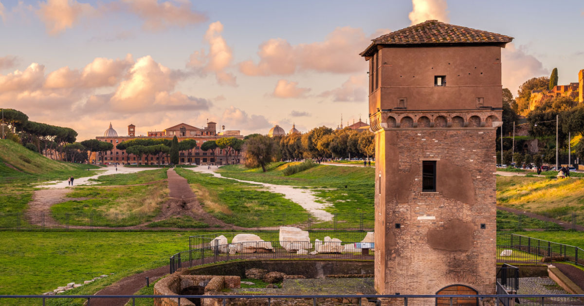 Il roseto di Roma, una meravigliosa terrazza fiorita sulla storia più antica della Capitale | PaesiOnLine