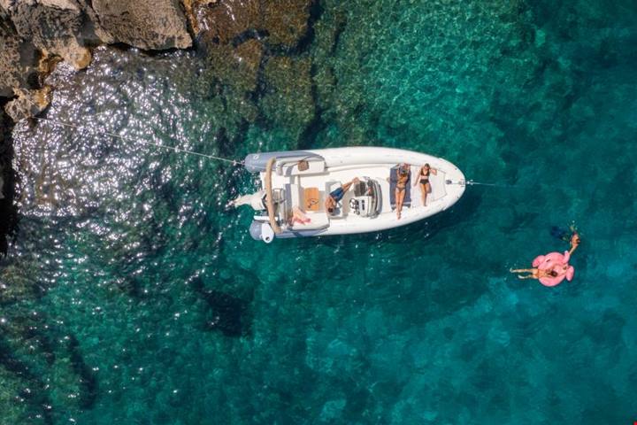 Una vacanza in barca con Click&Boat per un weekend fuori porta o verso le destinazioni di mare più desiderate per il 2023