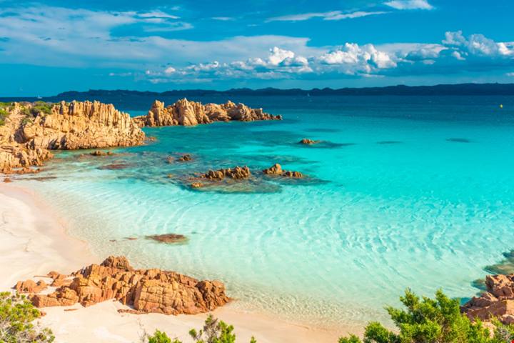 Sardegna, Sicilia o Grecia? Ecco qualche consiglio sulle mete più in dell'estate | PaesiOnLine