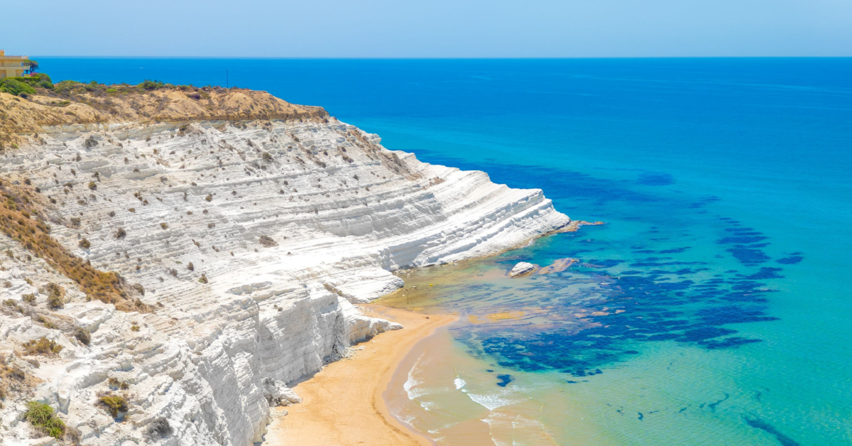 Sardegna, Sicilia o Grecia? Ecco qualche consiglio sulle mete più in dell'estate | PaesiOnLine