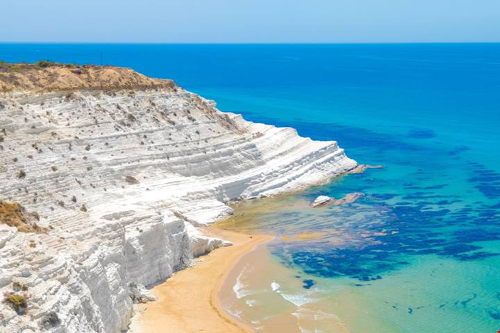 Sardegna, Sicilia o Grecia? Ecco qualche consiglio sulle mete più in dell'estate | PaesiOnLine
