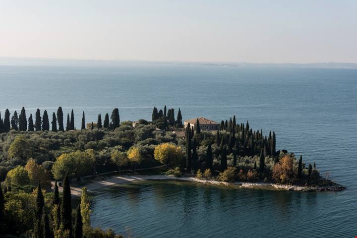 Non solo Sicilia e Sardegna: ecco le 5 spiagge più belle del Nord Italia! | PaesiOnLine